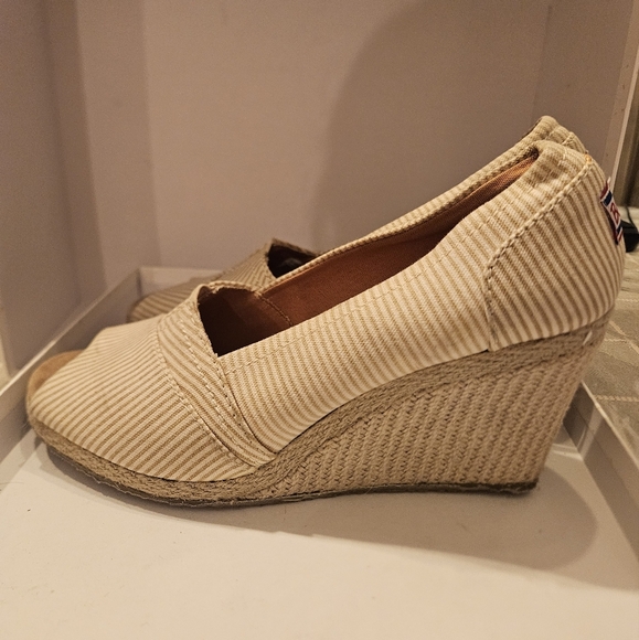 BOBS By Skechers Heel Pumps Shoes Womens 10 Wedge Tan,White Striped Fabric - Picture 2 of 5